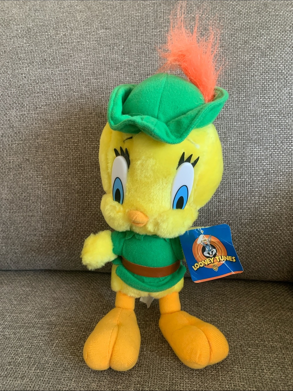 Vintage 1997 Looney Tunes Tweety Bird Robin Hood Plush Stuffed Animal 10” Tag